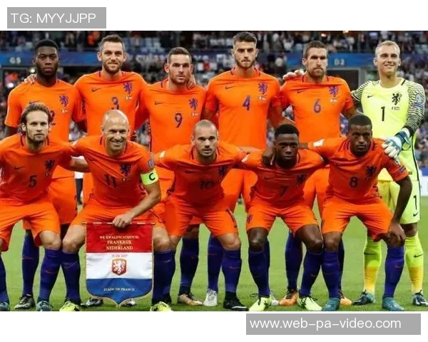 德国足球技术的传承与创新探索:从青训到职业联赛的全景分析 德国足球技术的传承与创新探索:从青训到职业联赛的全景分析